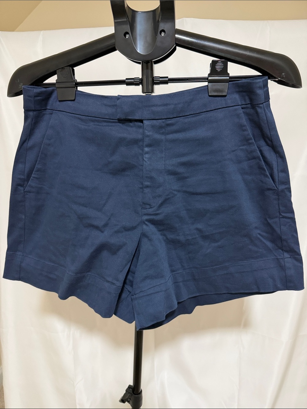Tuckernuck Navy Wells Chino shorts